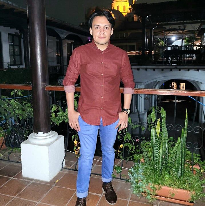 Alex Ajú